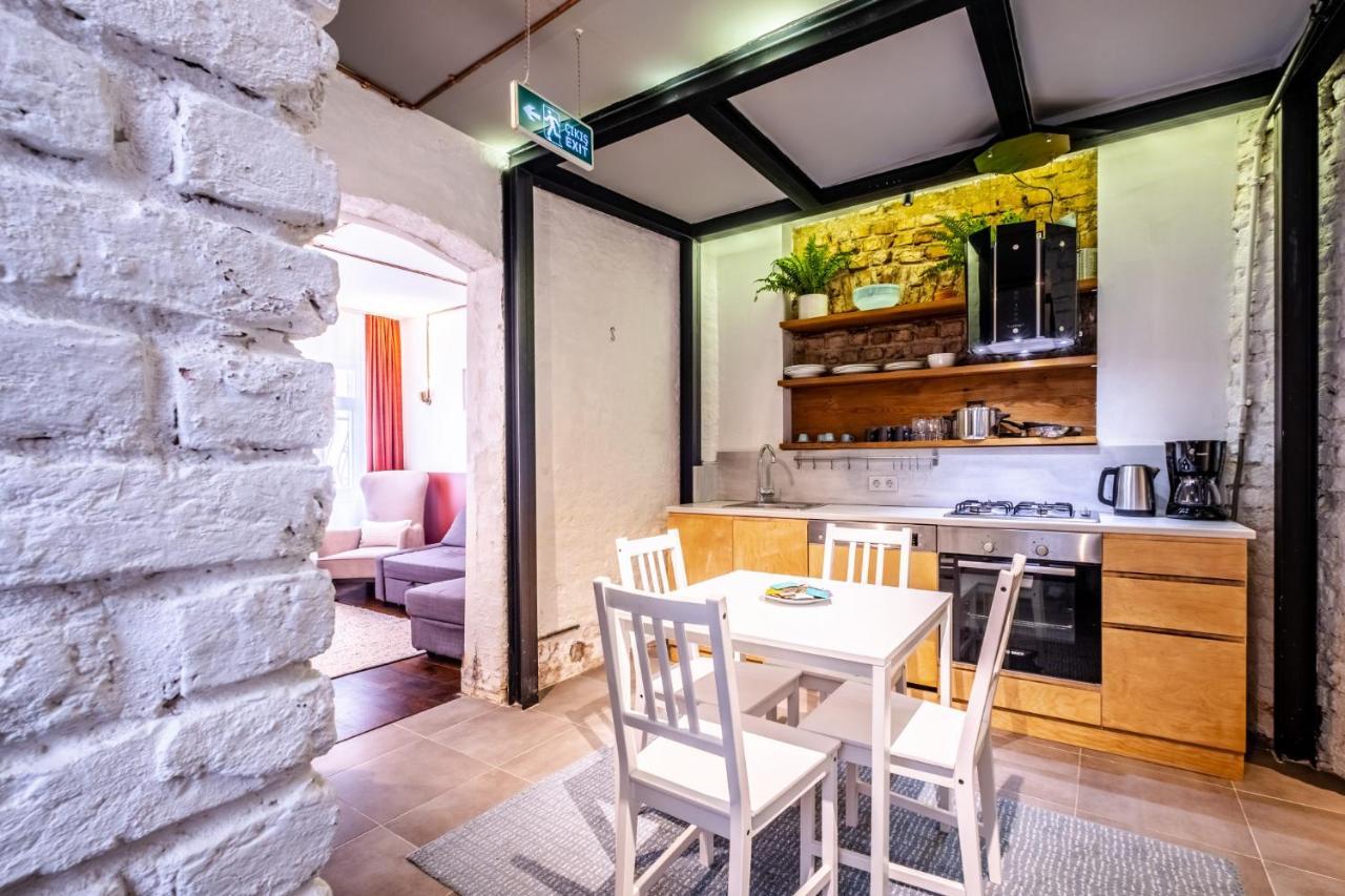 Spectacular And Central Flat In Beyoglu Apartment *