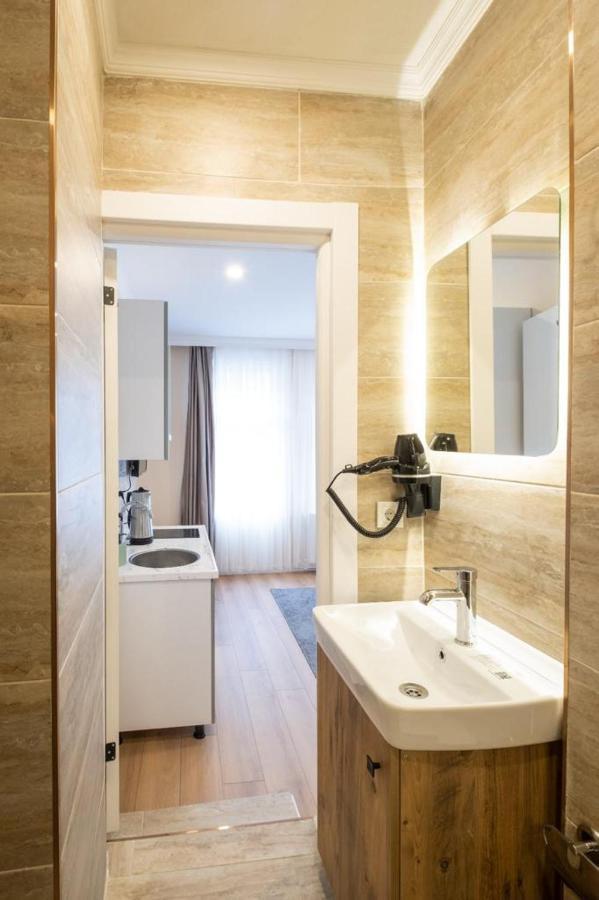 Oracle Metin Apartment