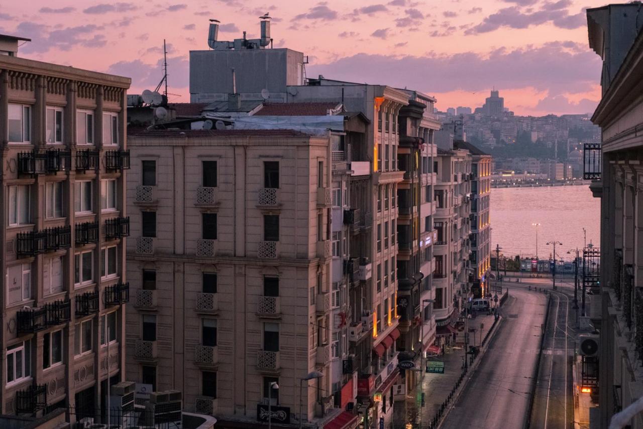 Felicity Istanbul