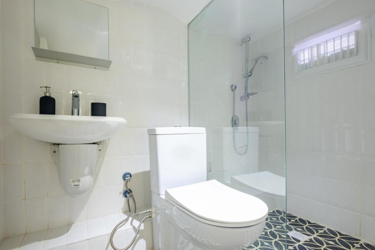 Vibrant Flat 5 Minutes Walk To Istiklal In Beyoglu