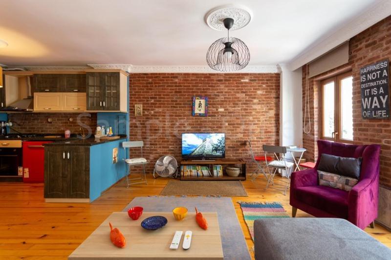 200m To Galataport 2br With Fast Wi-fi Apartment