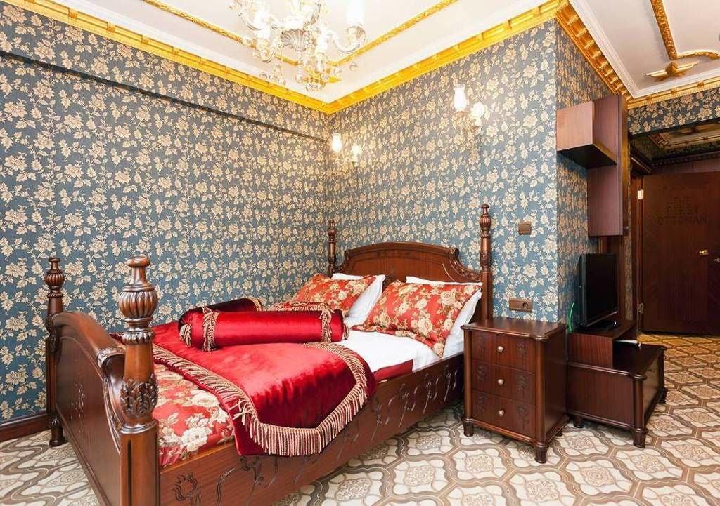 The First Ottoman İstanbul