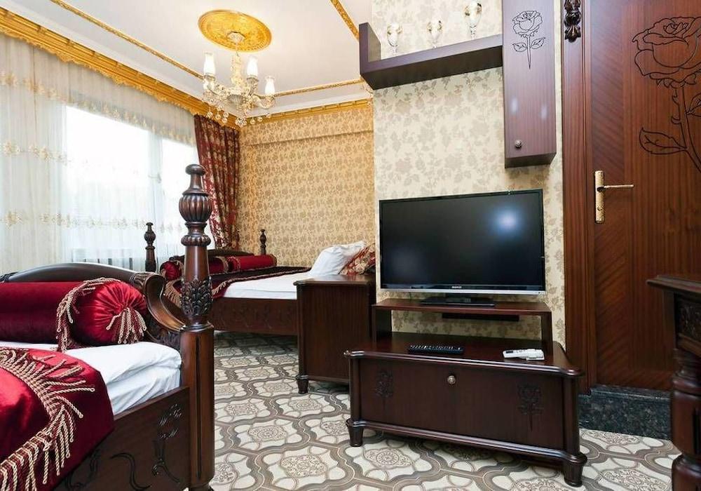 The First Ottoman İstanbul
