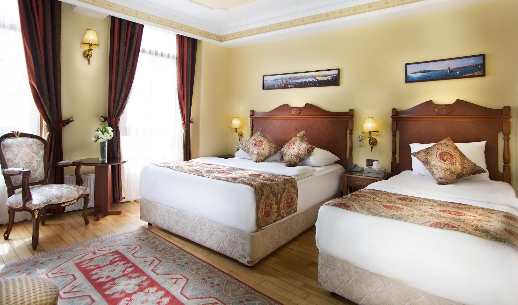Western Empire Palace & Hotel 4*