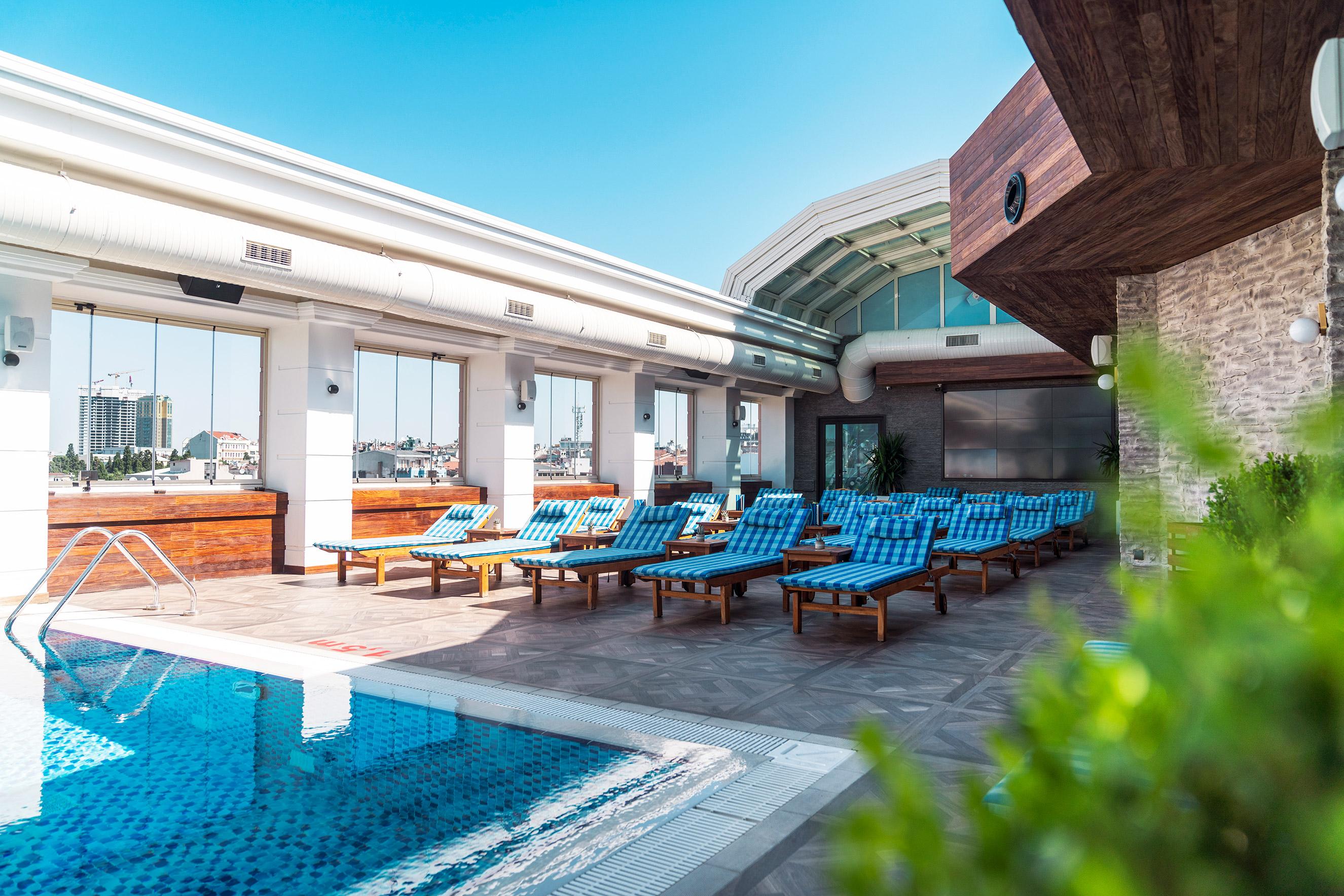 Hotel Ramada Plaza By Wyndham Center (adults Only) 5*