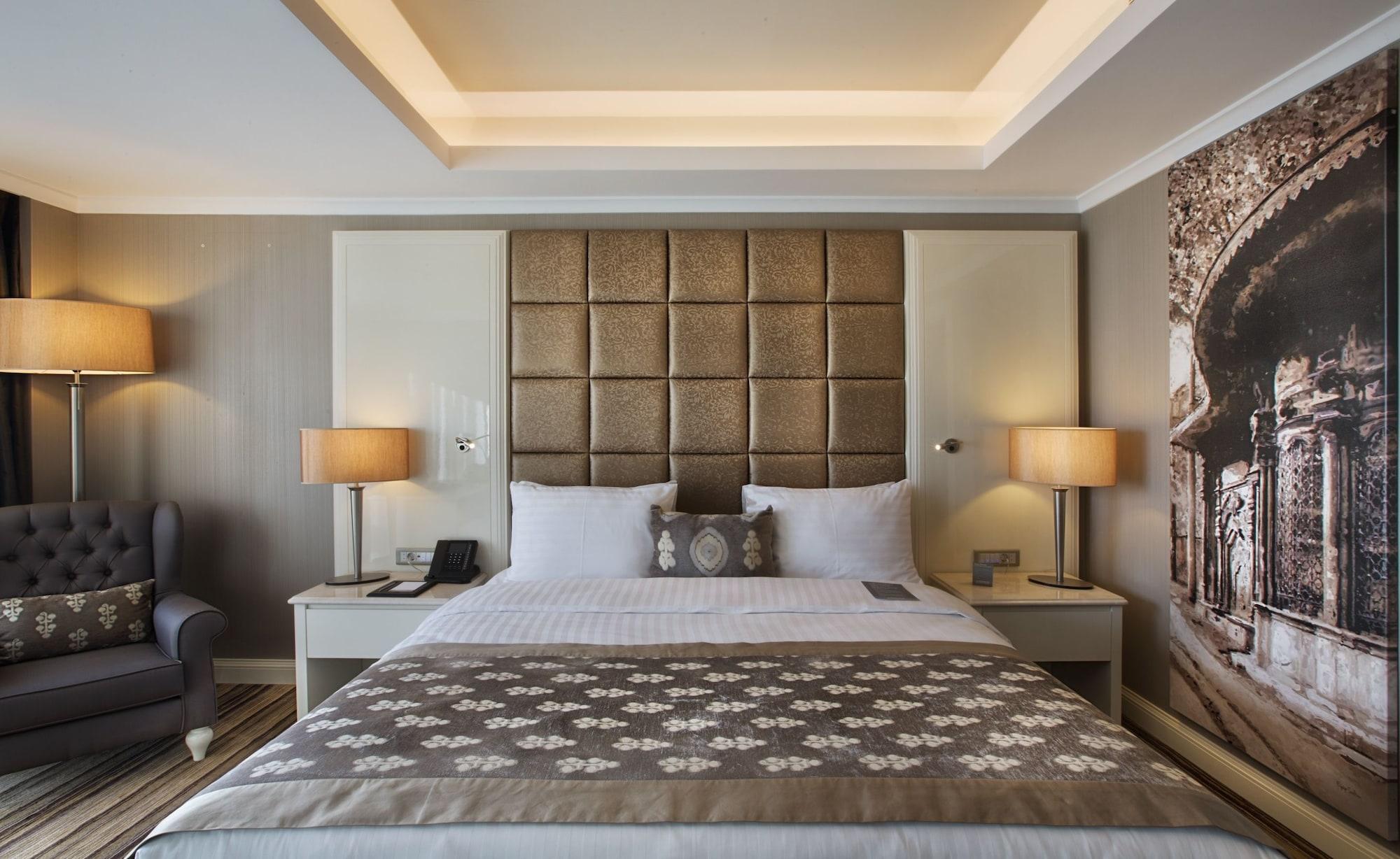 Dedeman Bostanci & Convention Center 5*
