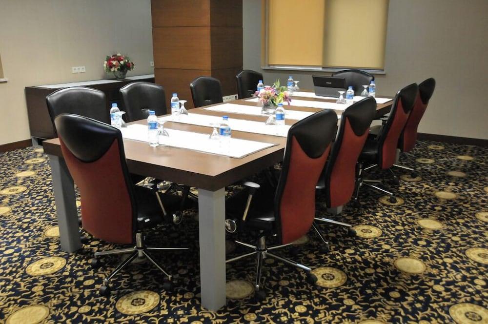 Rhiss Maltepe Hotel Istambul