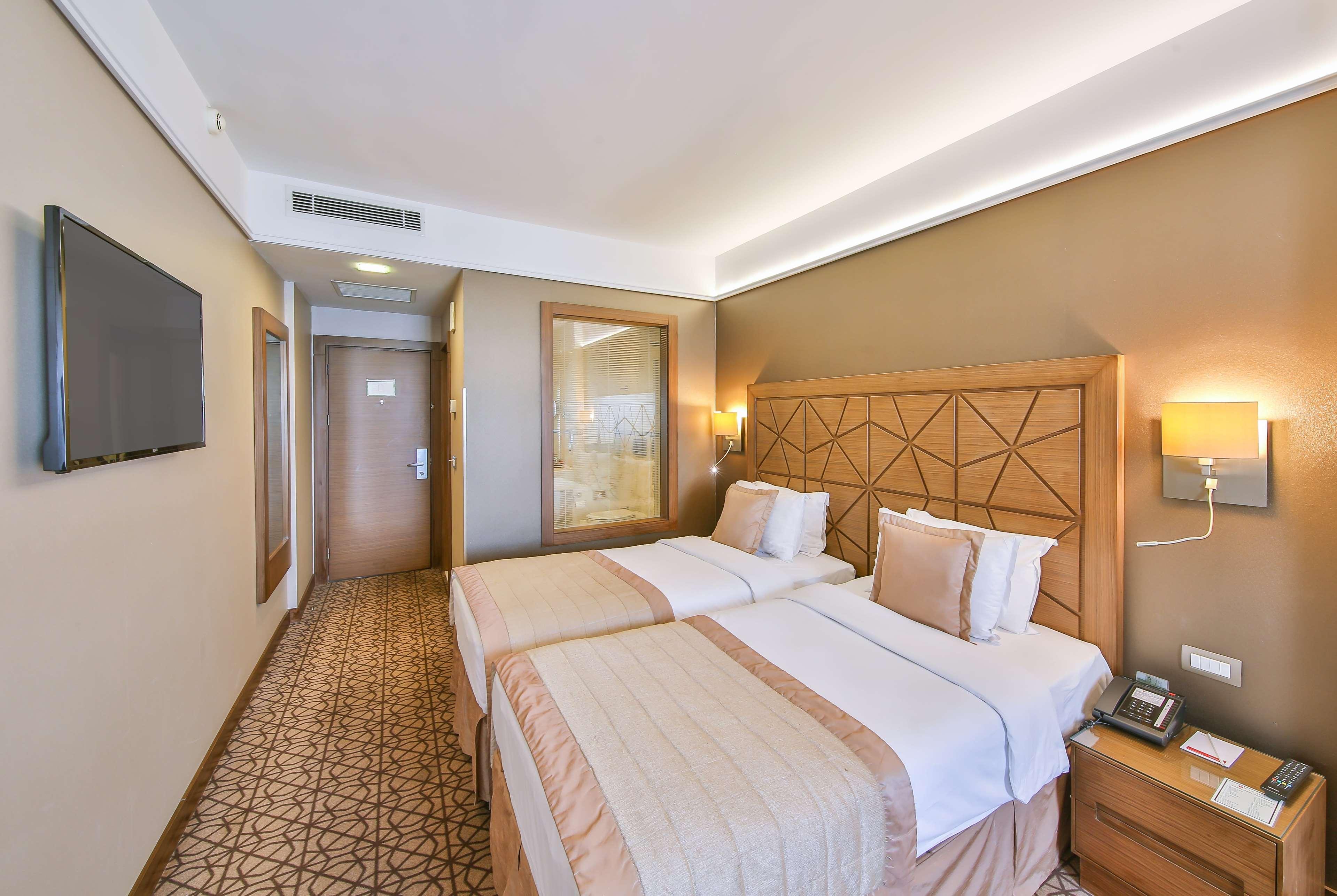 Hotel Ramada By Wyndham Taksim