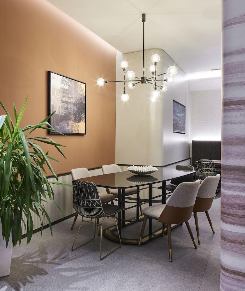 Lamartine Hotel 4*