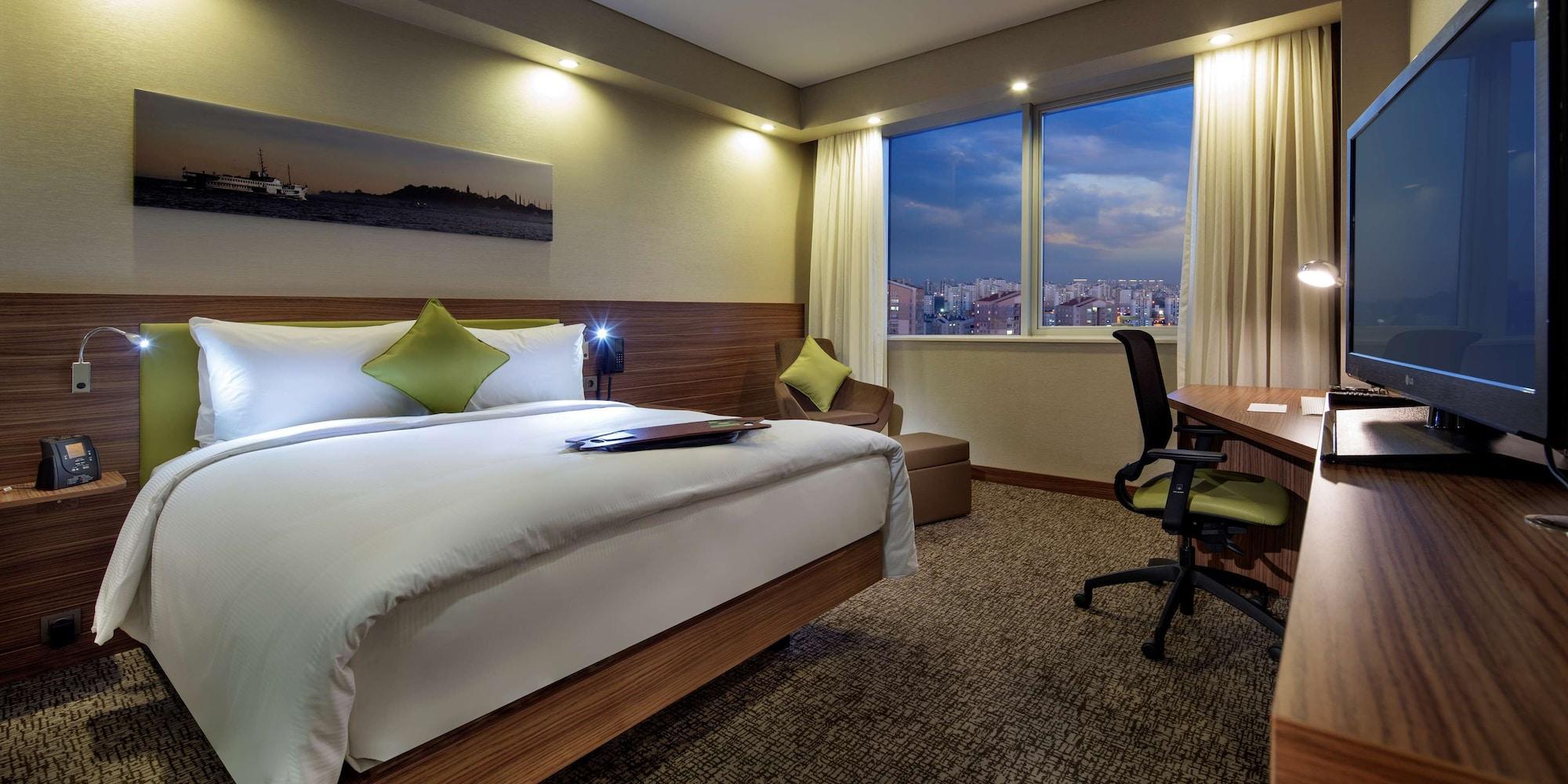 Hampton By Hilton Kayasehir