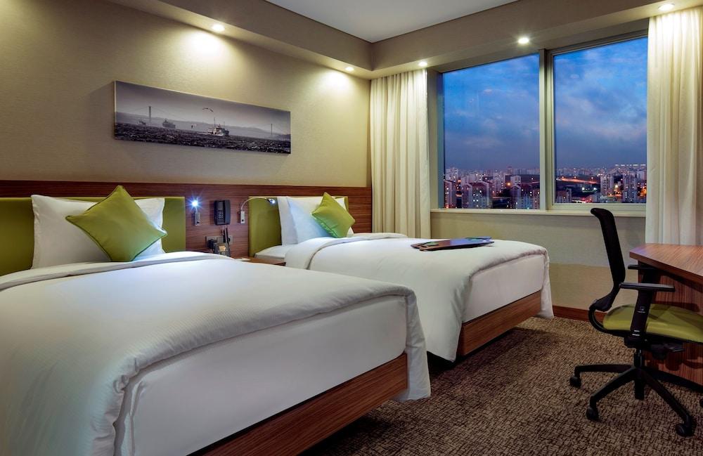 Hampton By Hilton Kayasehir Hotel Istanbul