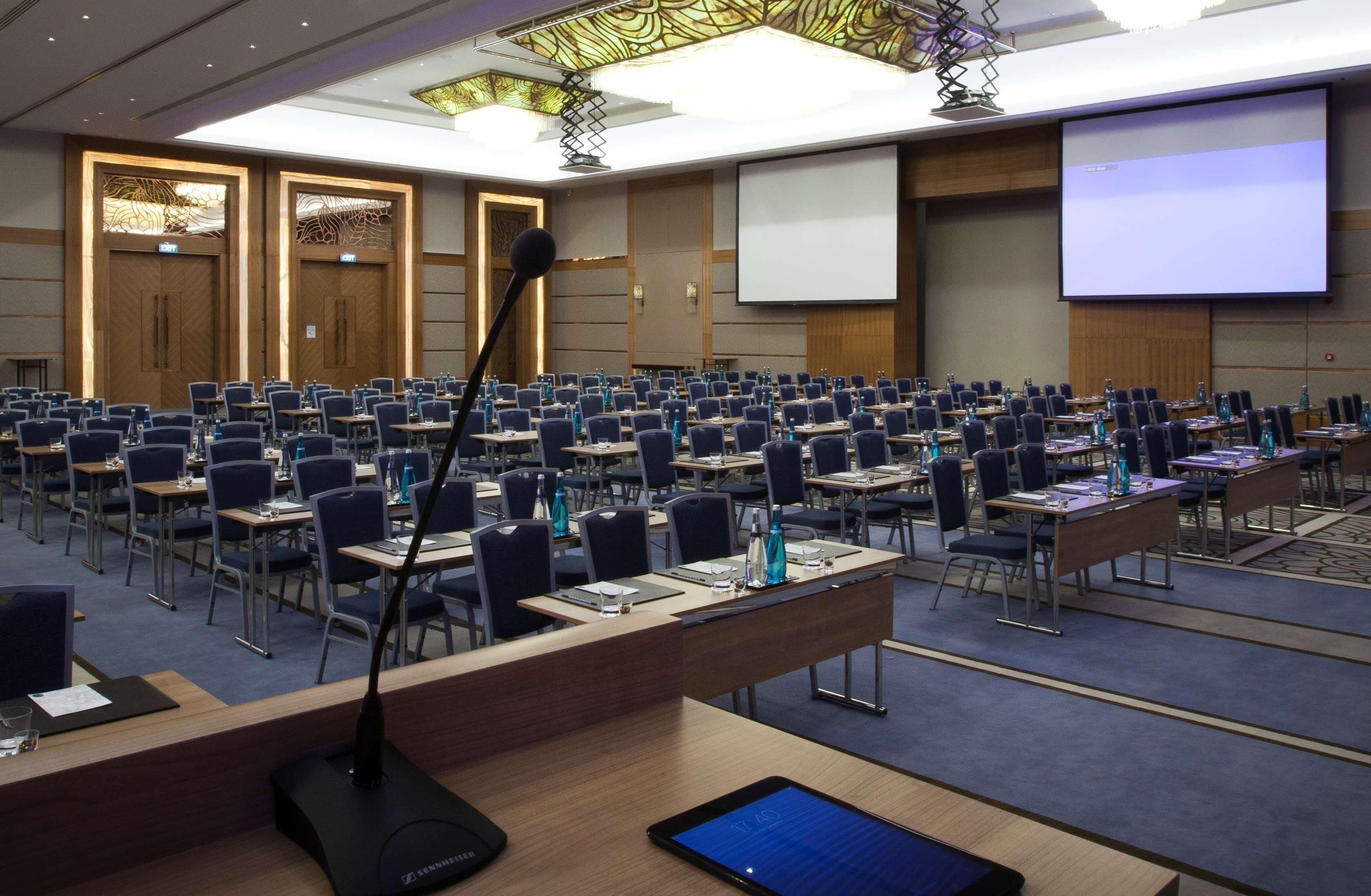 Radisson Blu Hotel, Sisli Otel 5*