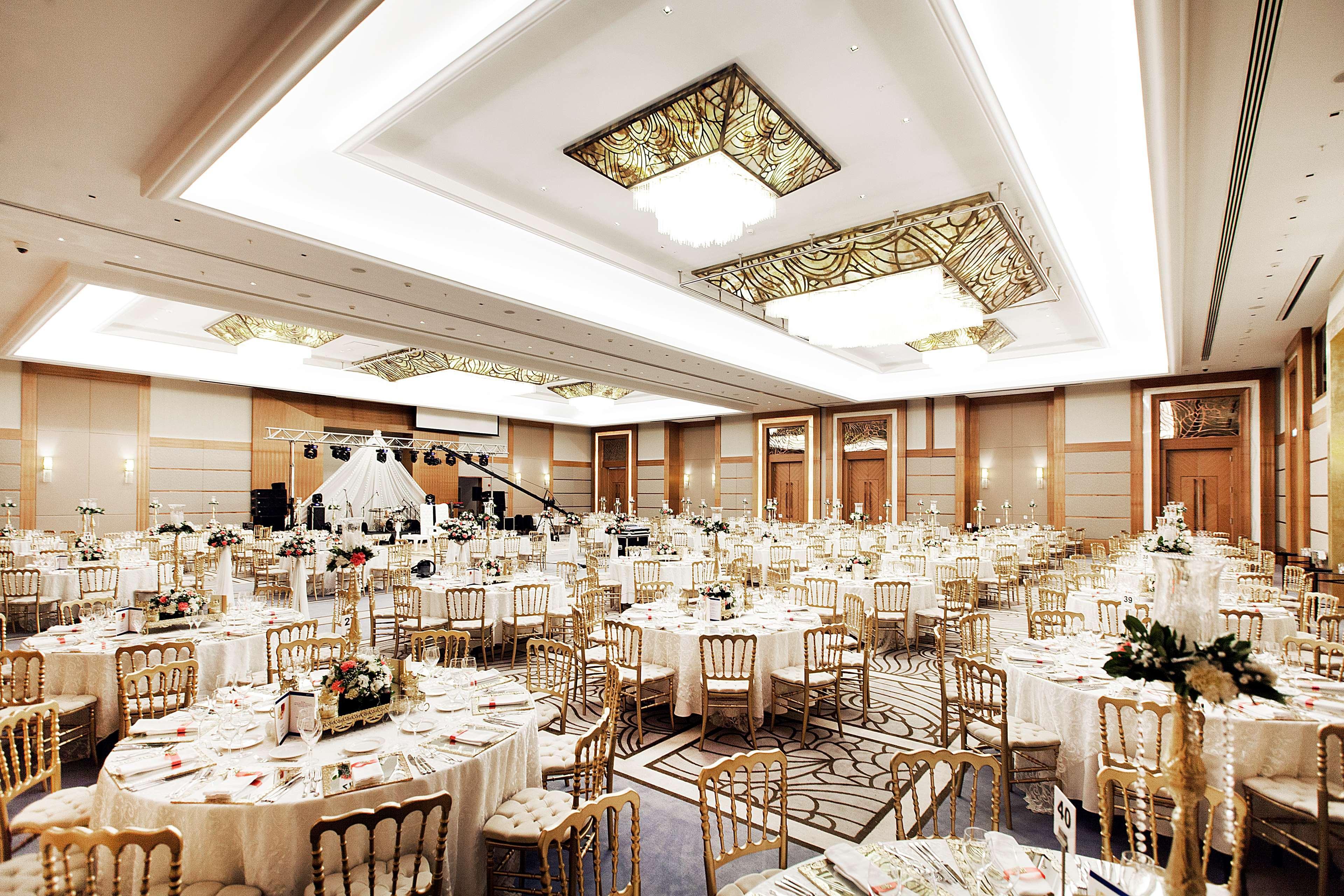 Radisson Blu Hotel, Sisli 5*
