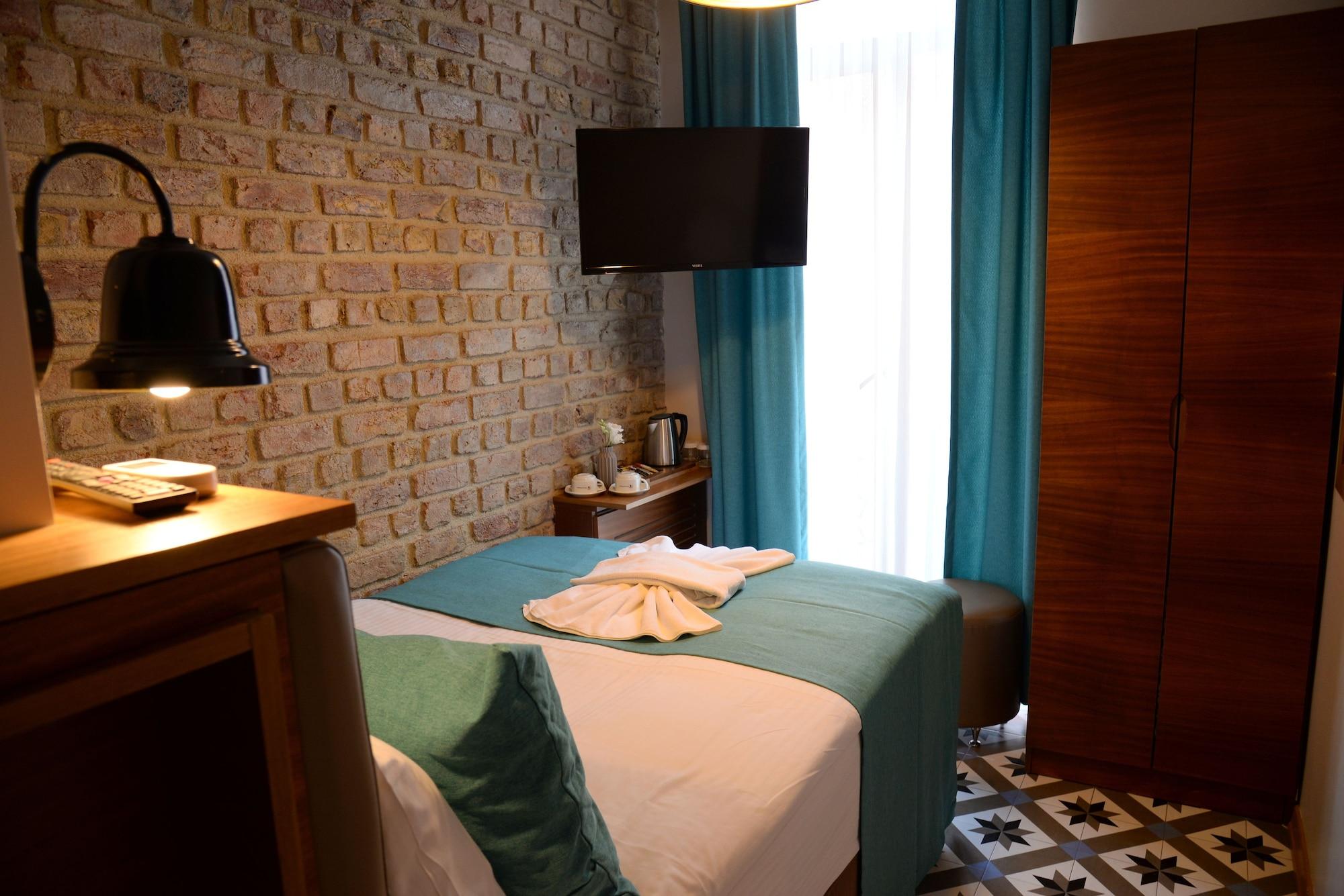 Pera Luna Hotel 3*