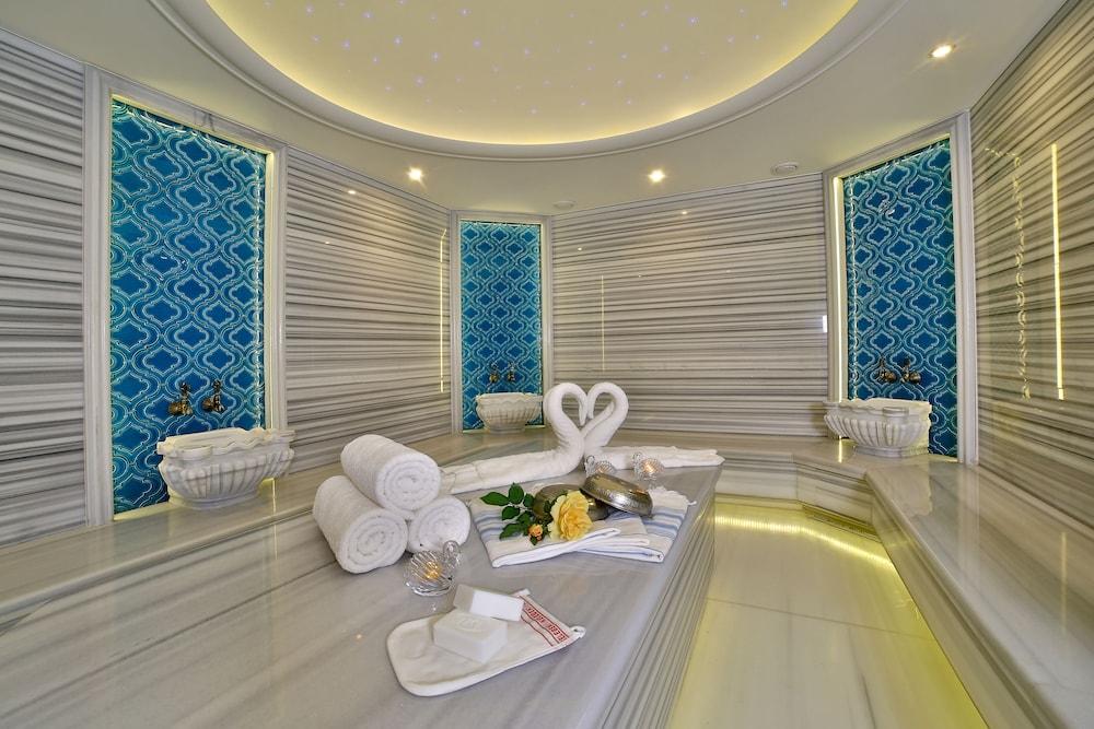 Otel Oran 4*