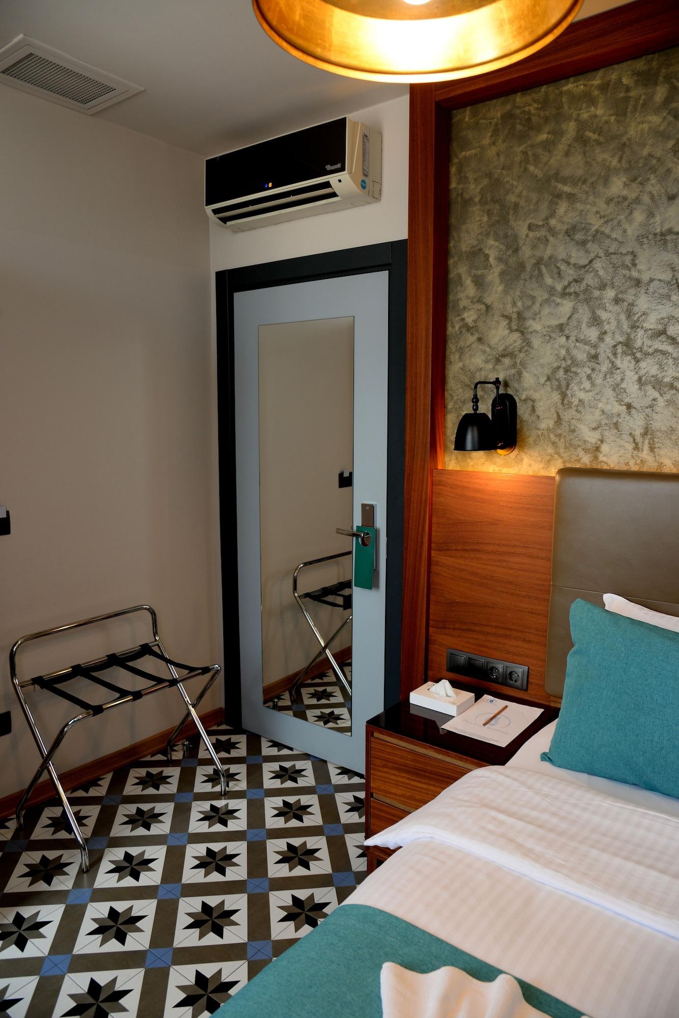 Pera Luna Hotel 3*
