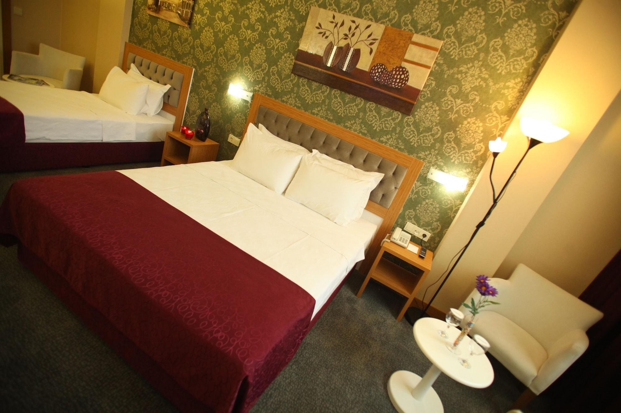 Helikon Business Otel 3*
