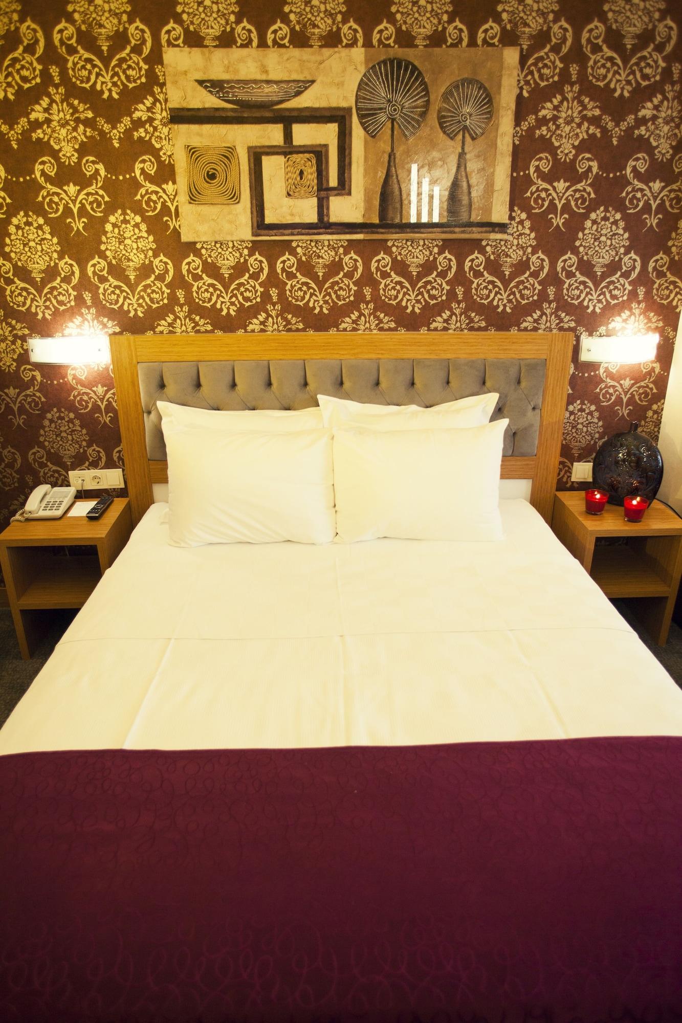Otel Helikon Business 3*