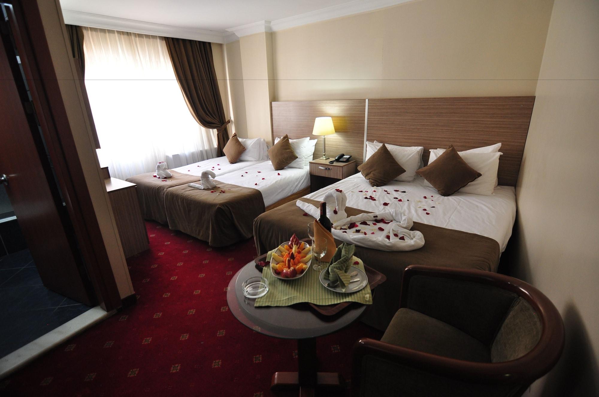 Buyuk Sahinler 4*