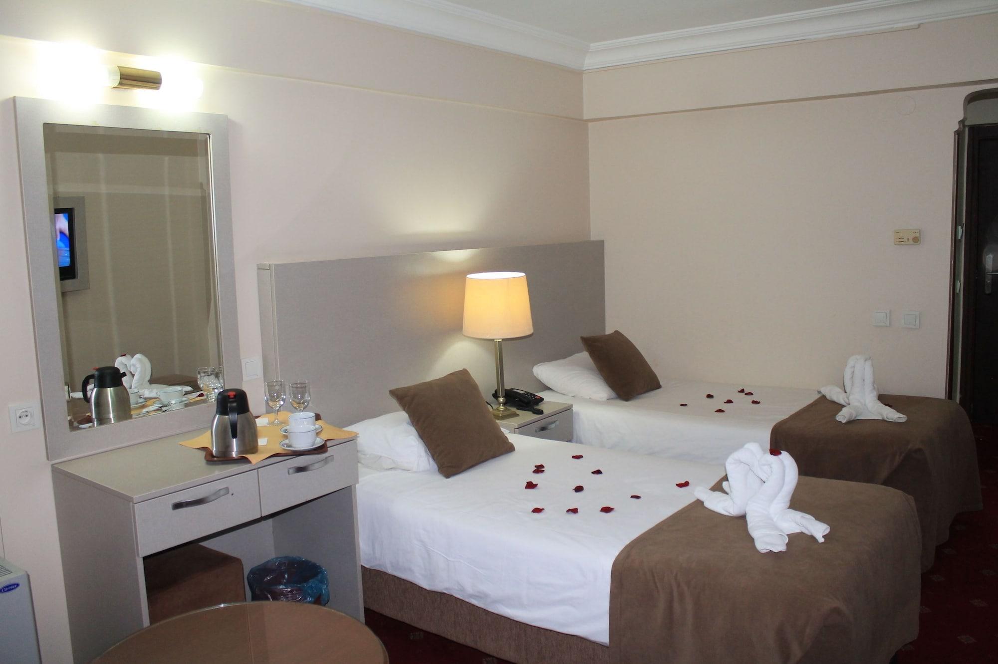 Hotel Buyuk Sahinler 4*