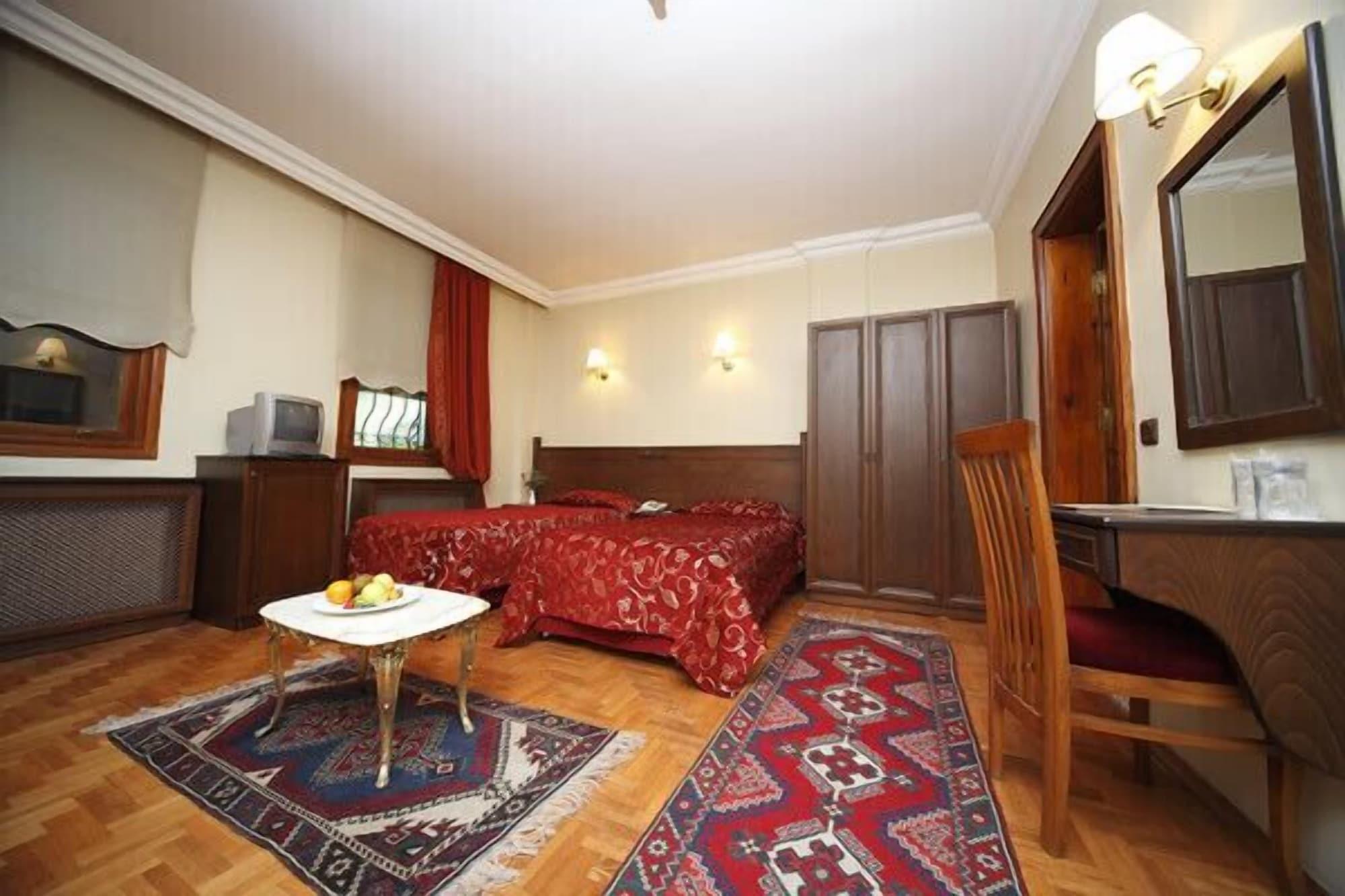Turquhouse Otel 3*