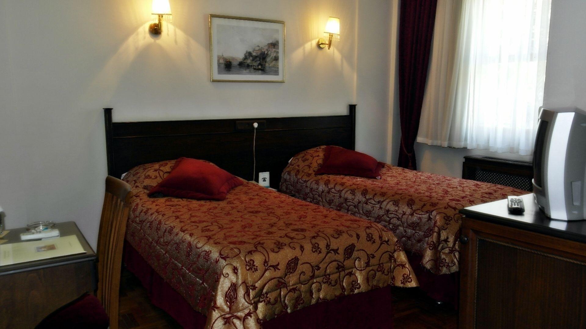 Turquhouse Otel
