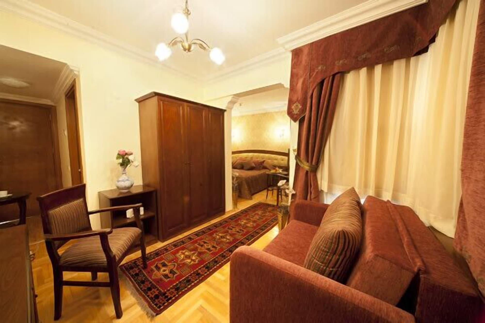 Turquhouse