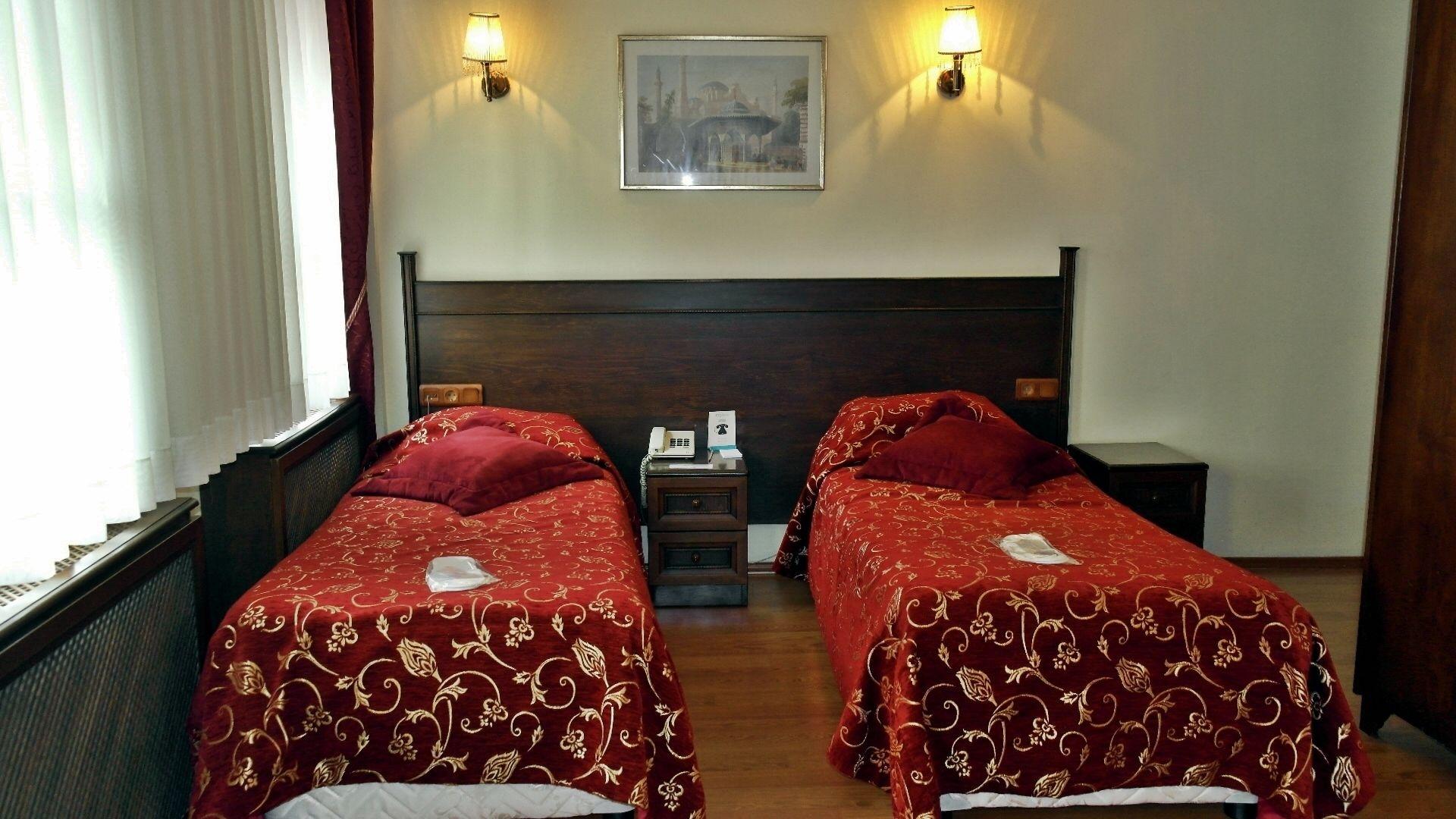 Turquhouse Otel 3*