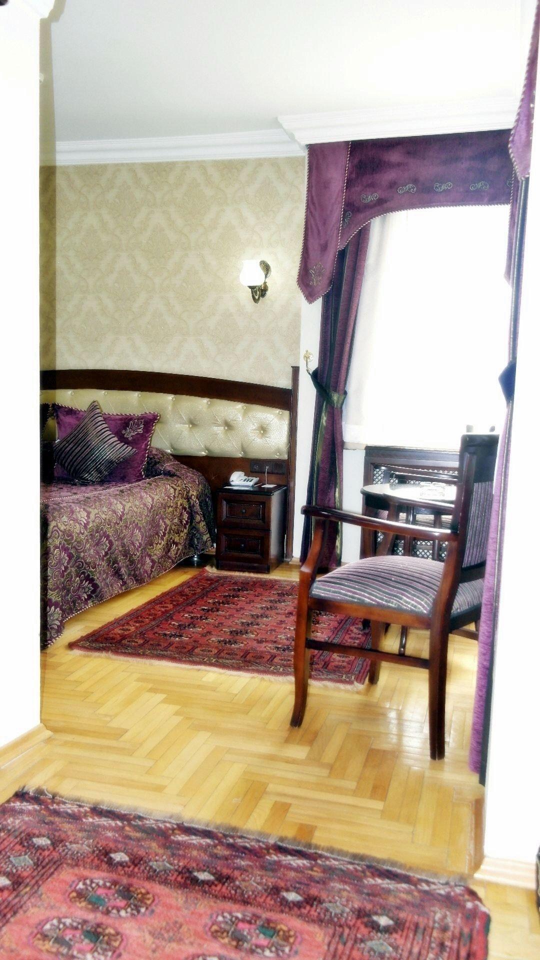 Turquhouse Otel 3*