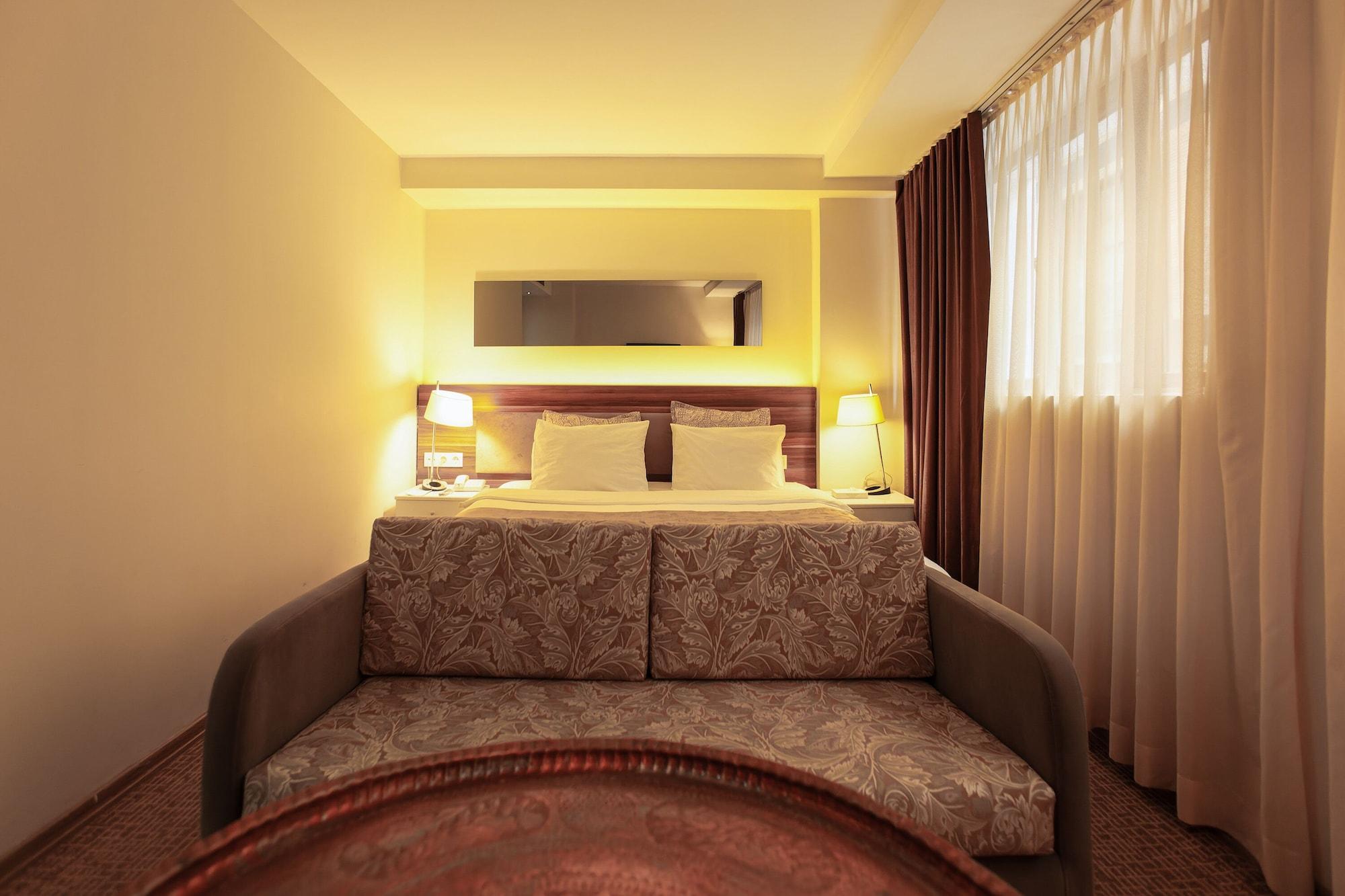 P Galata - Special Category Otel 4*