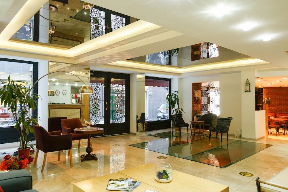 P Galata - Special Category Otel 4*