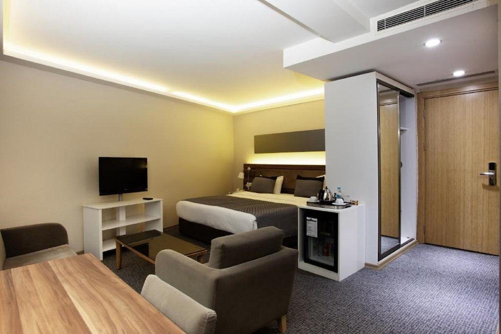 P Galata - Special Category Otel