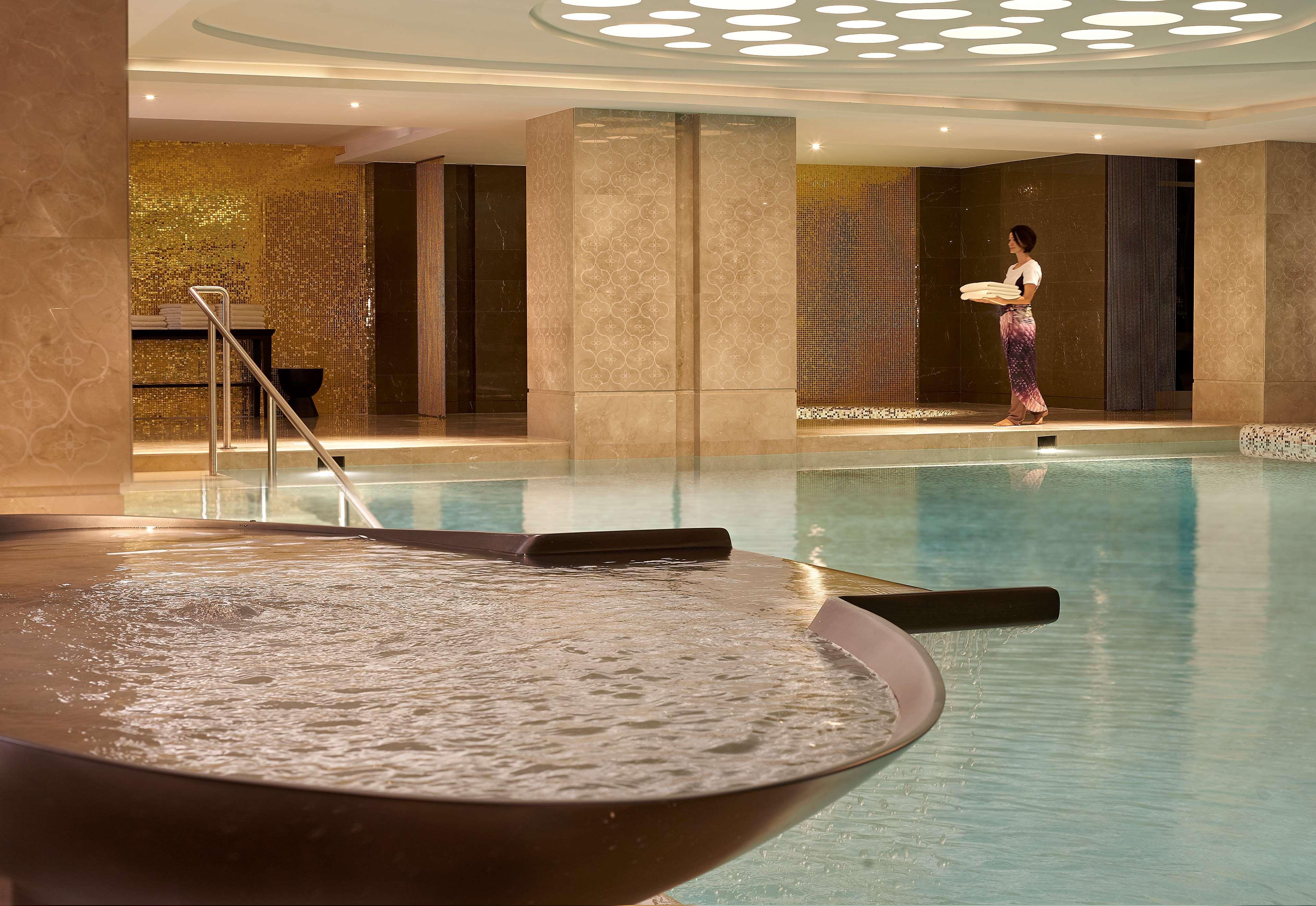 Hyatt Regency Atakoy 5*