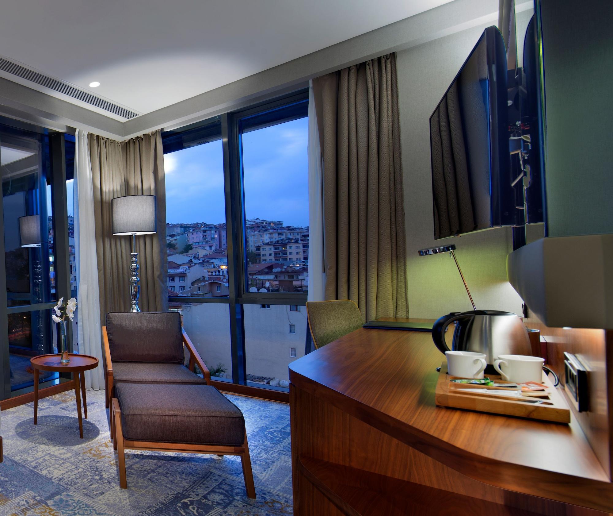 Doubletree By Hilton - Piyalepasa Hotel Istanbul