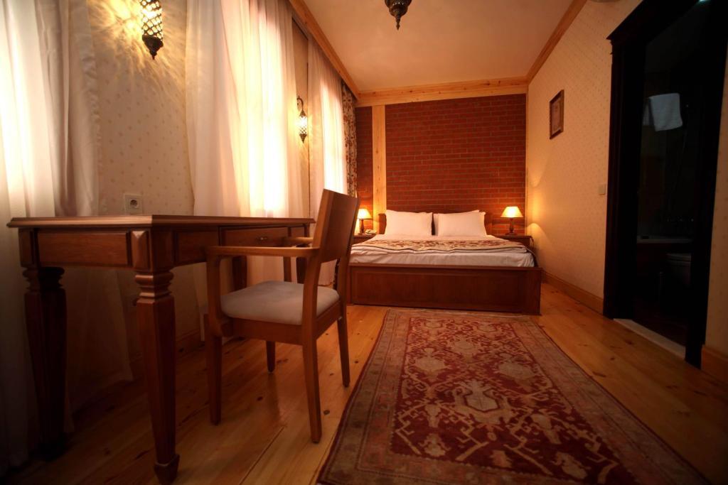 Lalinn Hotel 3*