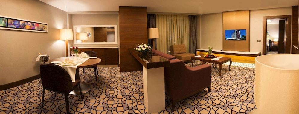 Grand Harilton Hotel 5*