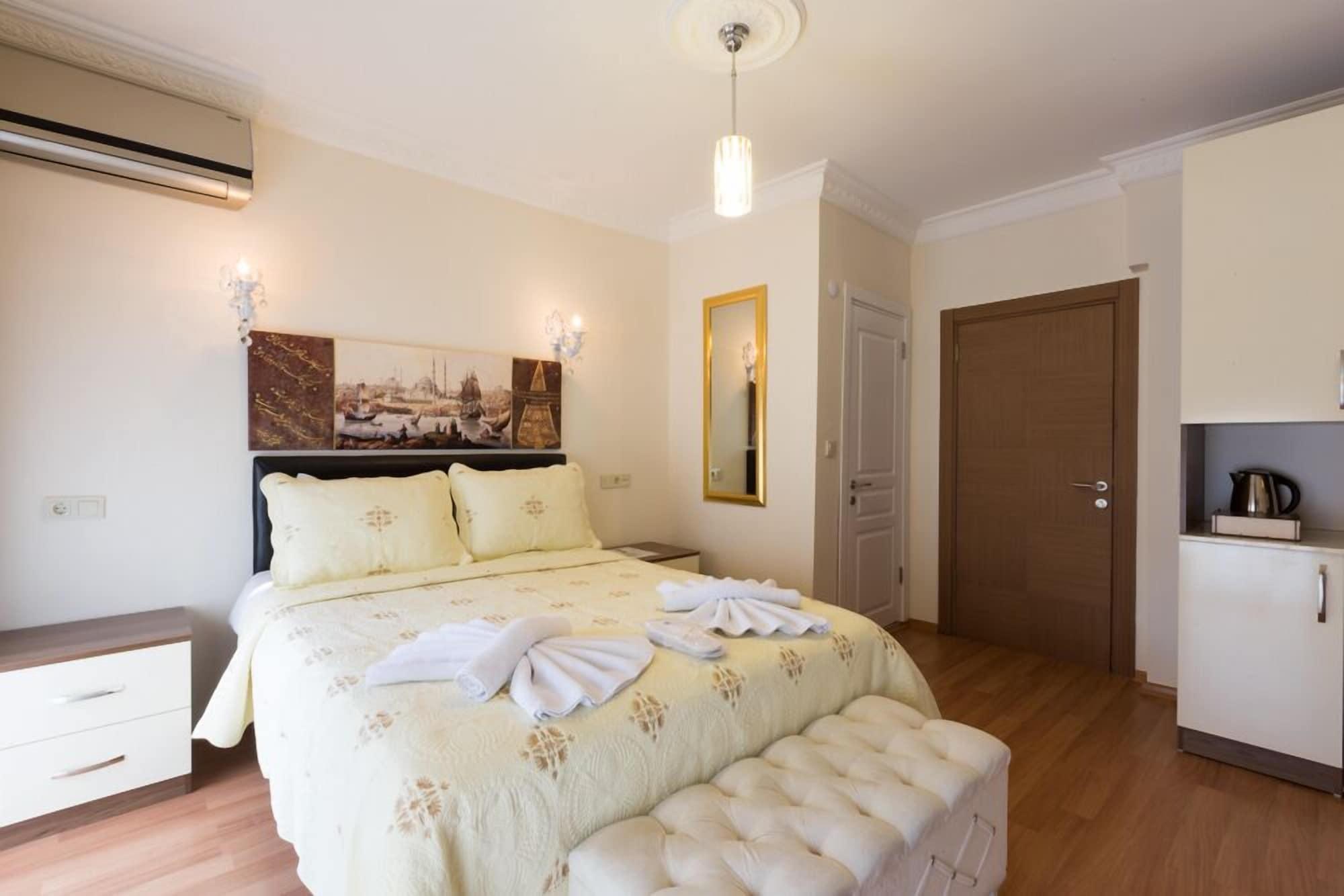 Hotel Zendy 2*