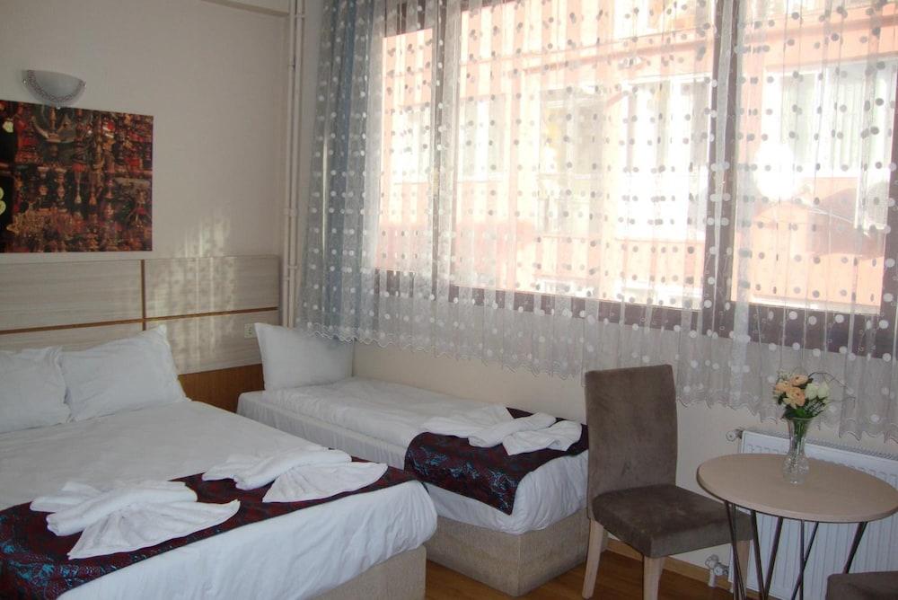 Hotel Royal Besiktas 3*