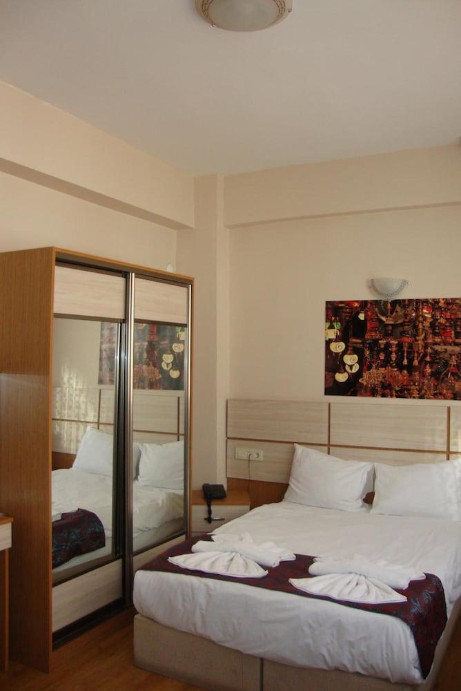 Royal Besiktas 3* Istanbul