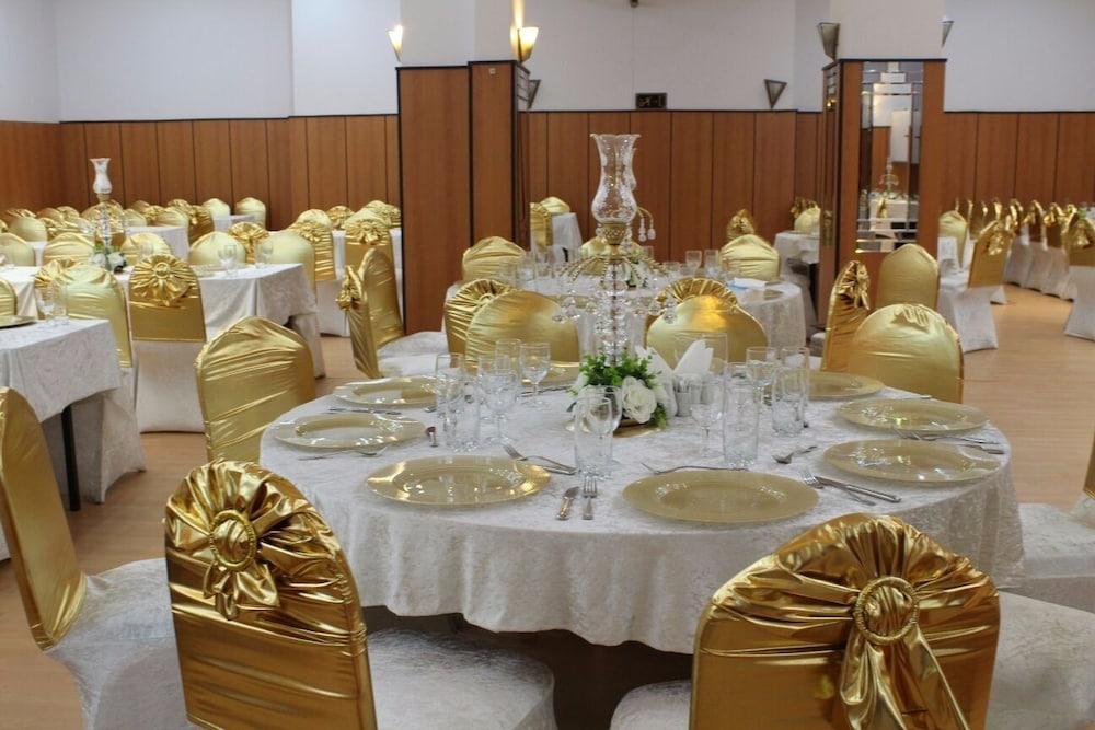 Florya Aparthotel 2*