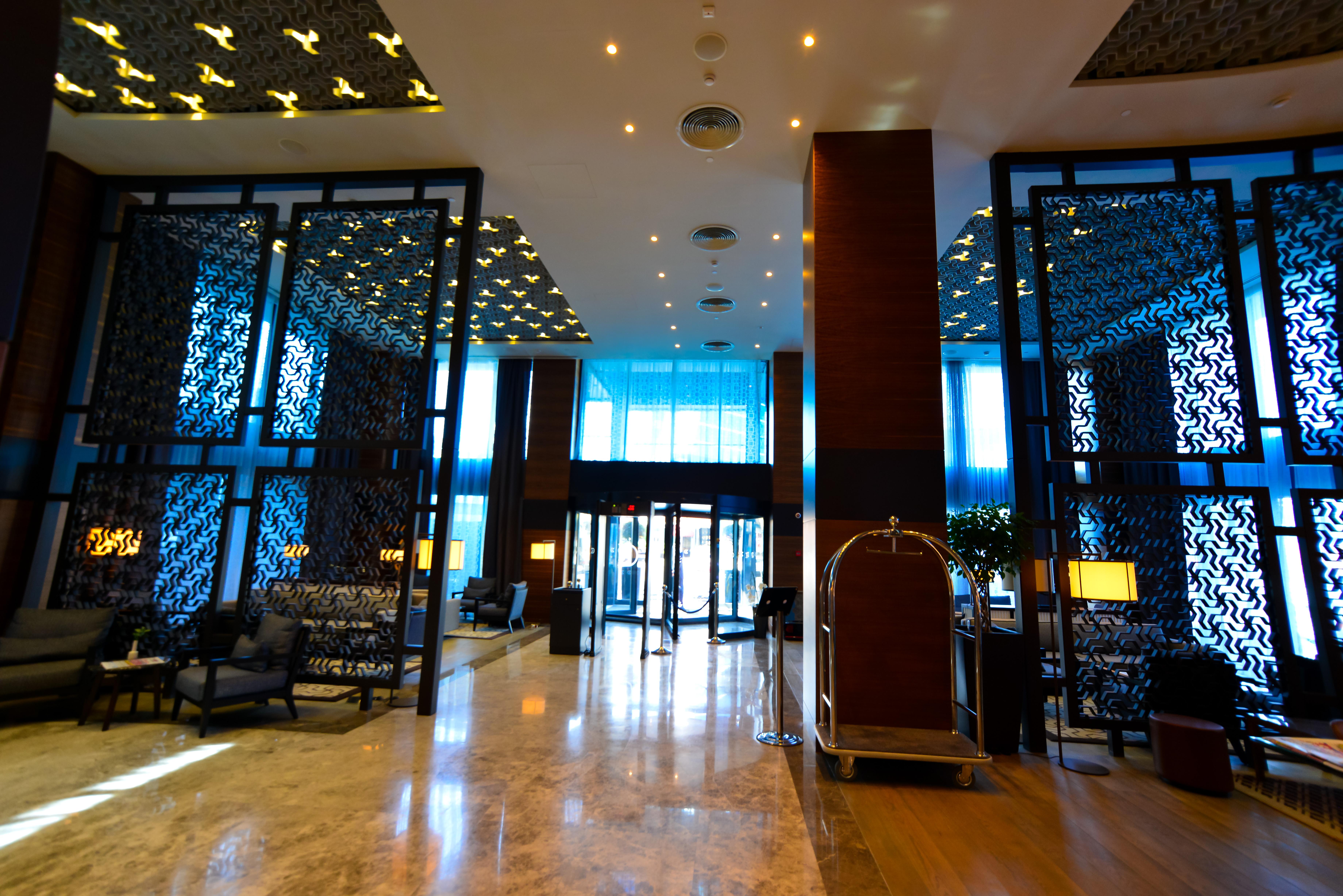 Hotel Golden Tulip Bayrampasa 5*
