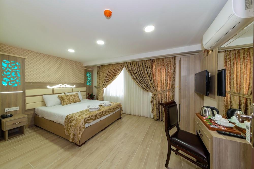 Hotel Raimond