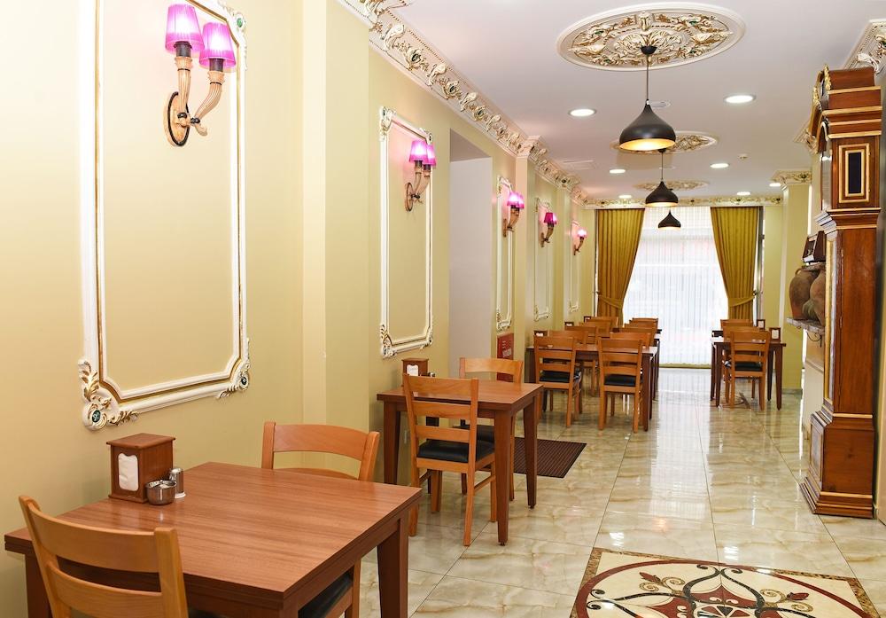 Grand Umit Hotel 2*