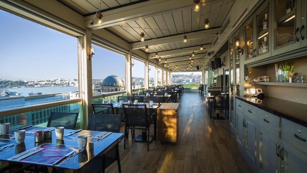 Port Bosphorus 4*