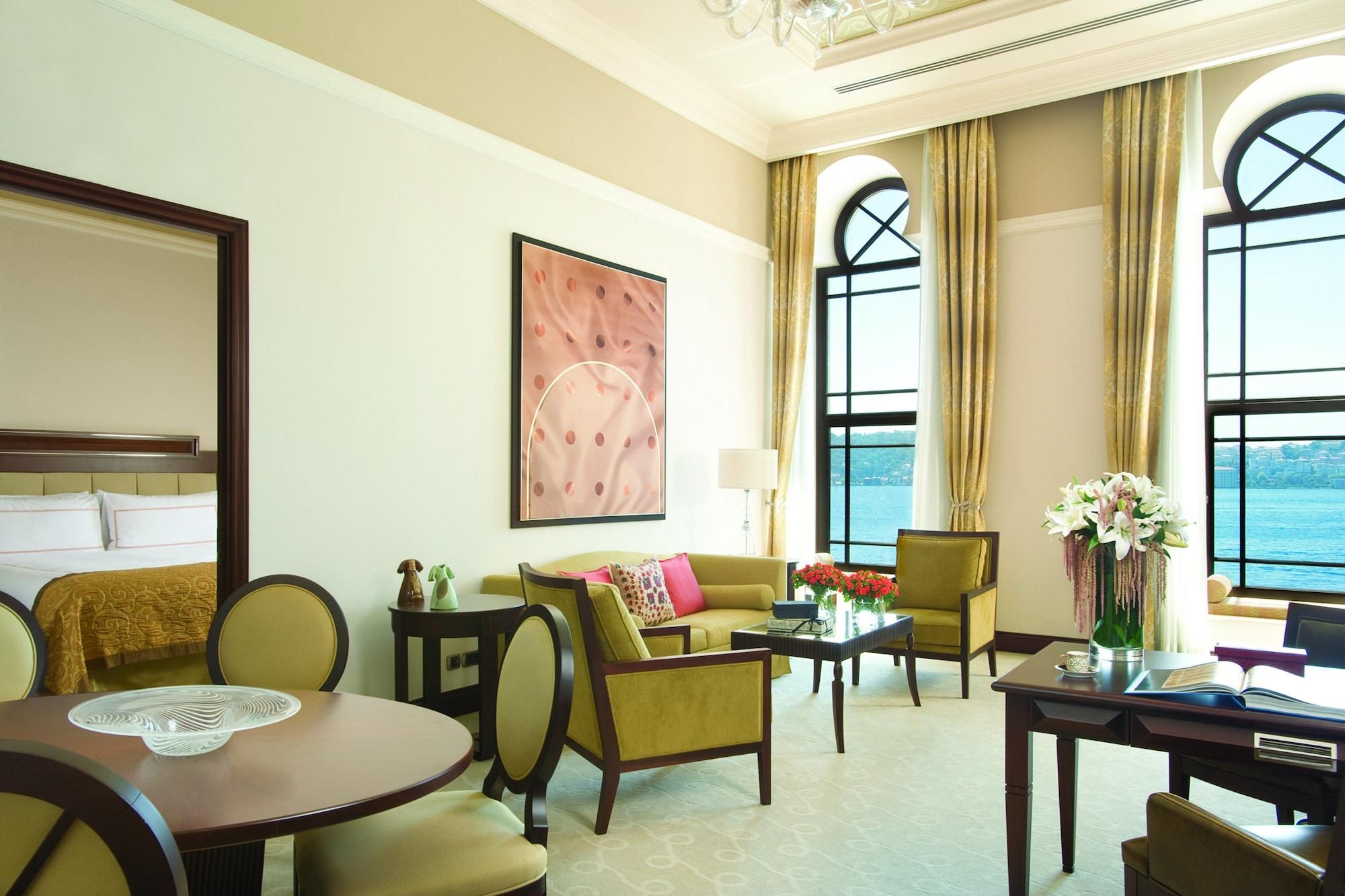 Four Seasons At The Bosphorus Hotel