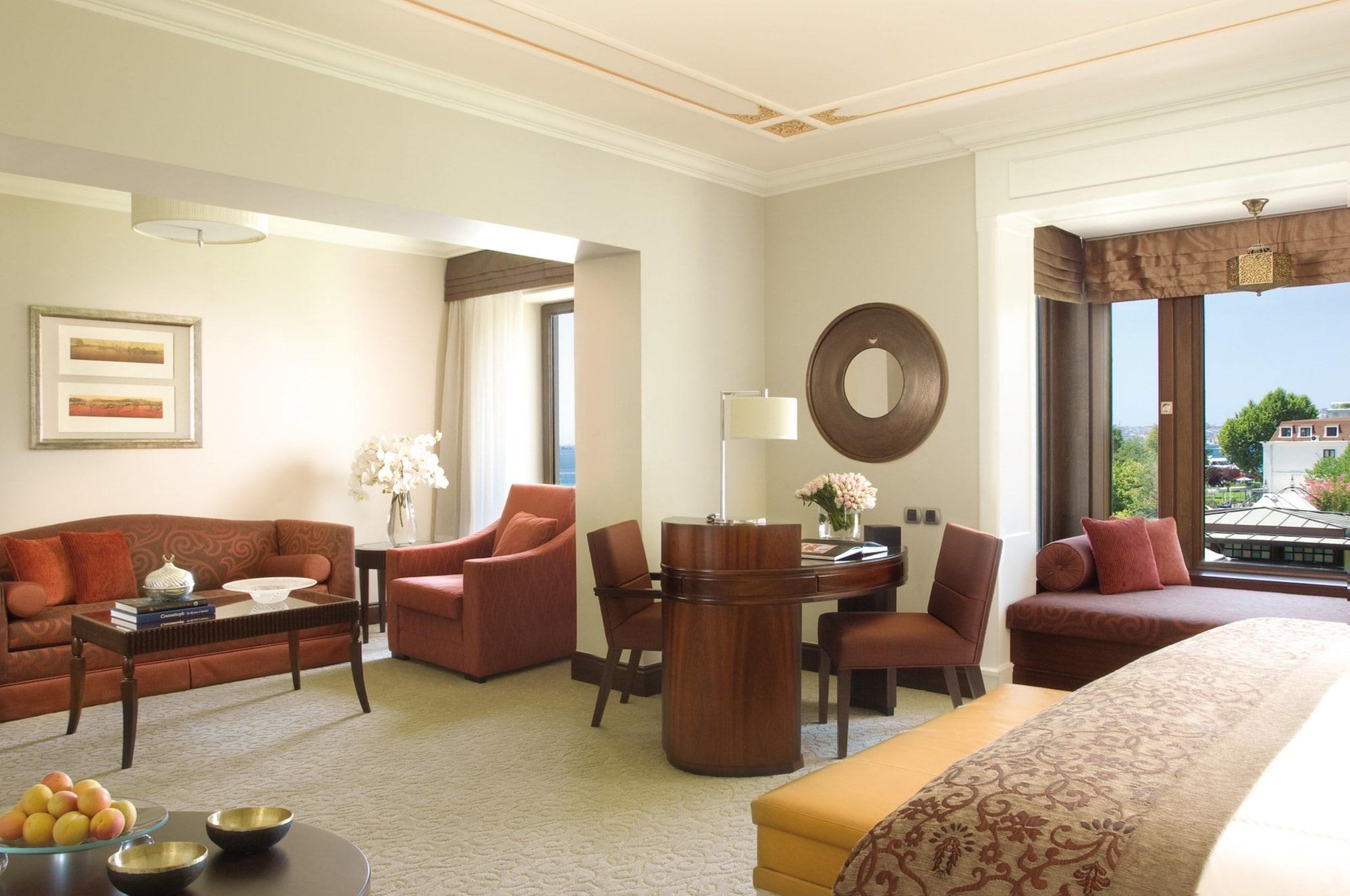 Four Seasons At The Bosphorus Hotel 5*