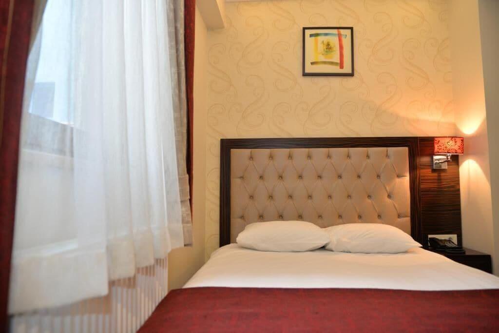 Golden Siyav Hotel 3*