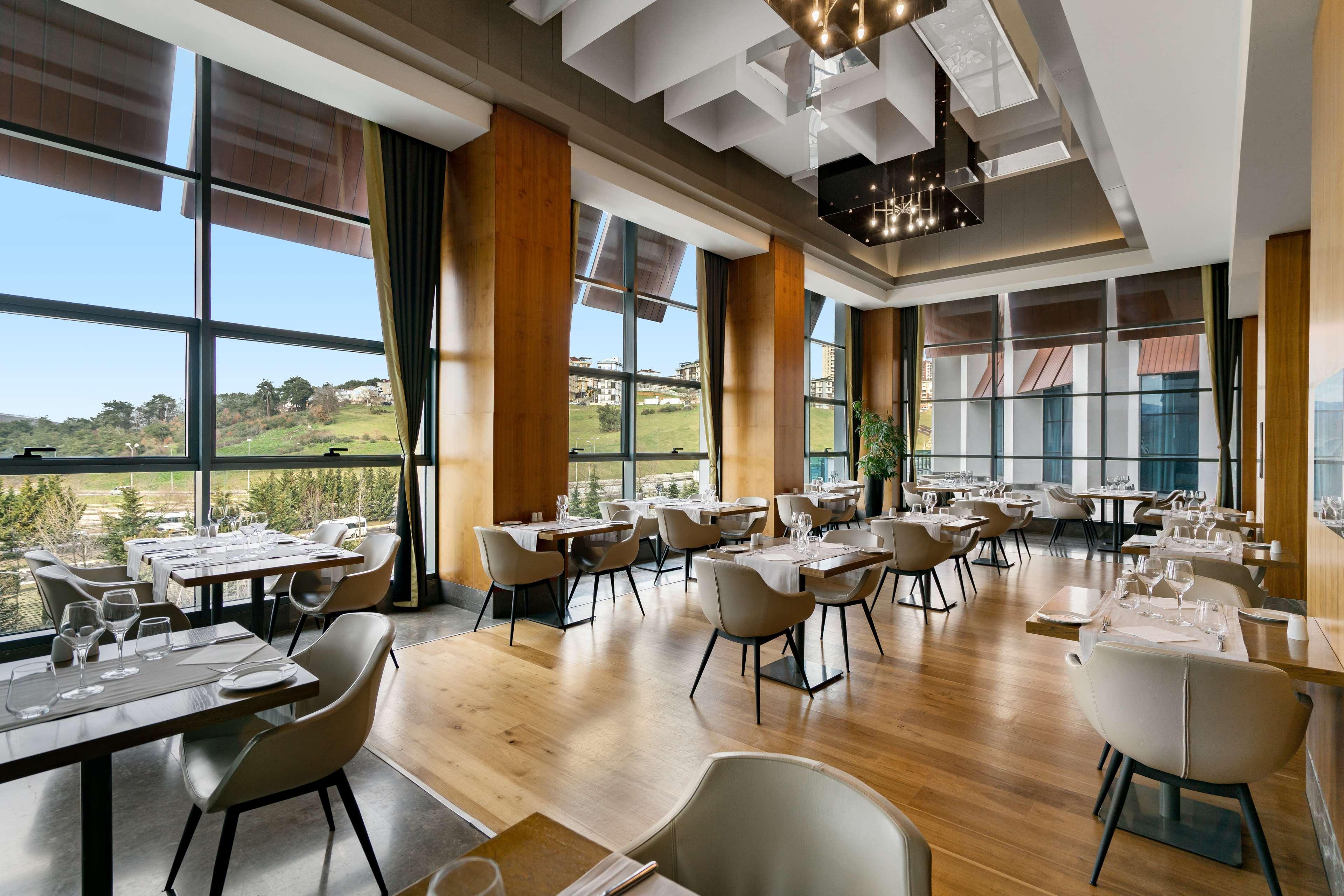 Hotel Radisson Blu & Spa, Tuzla 5*