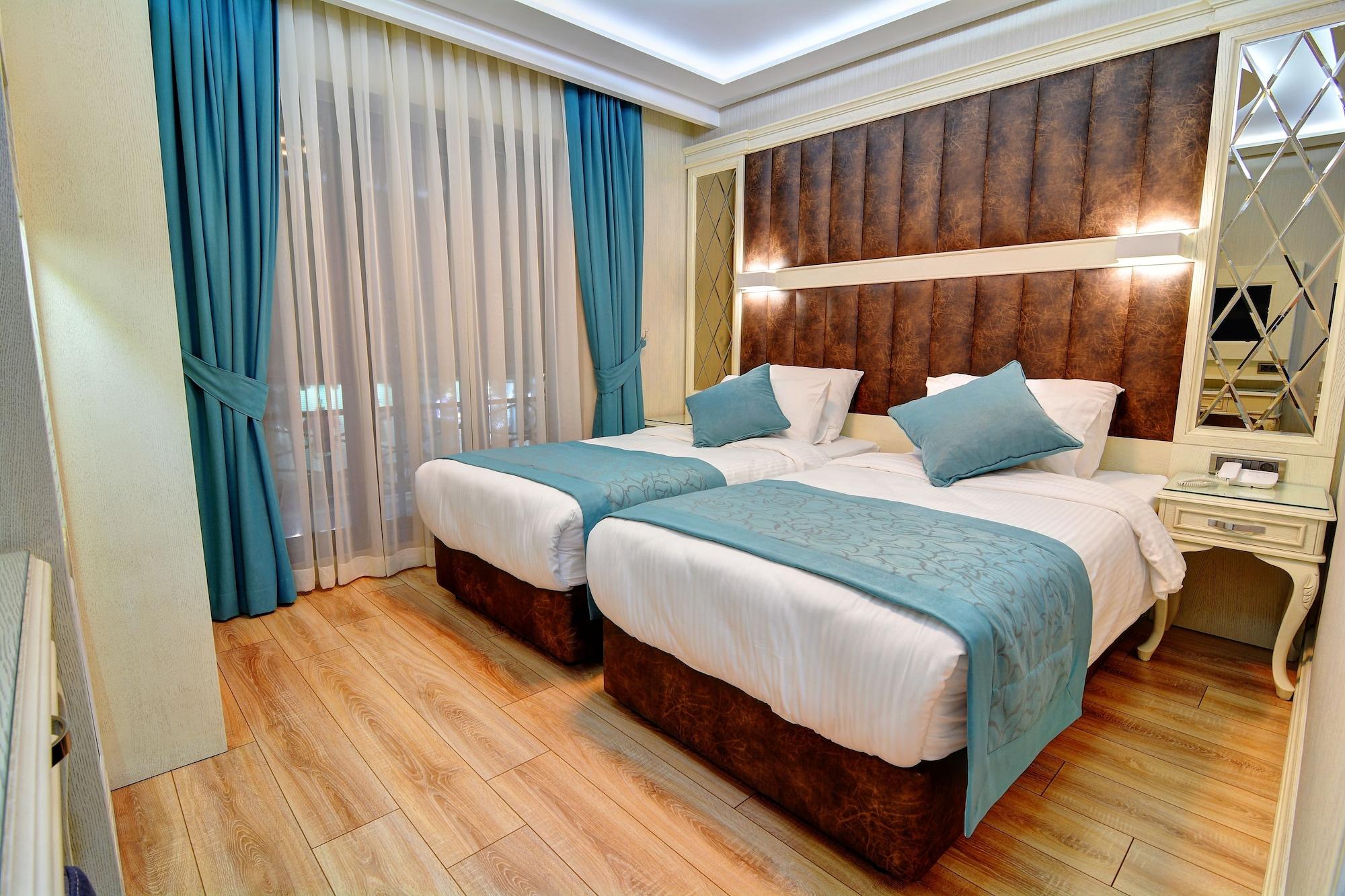 Otel Novelty