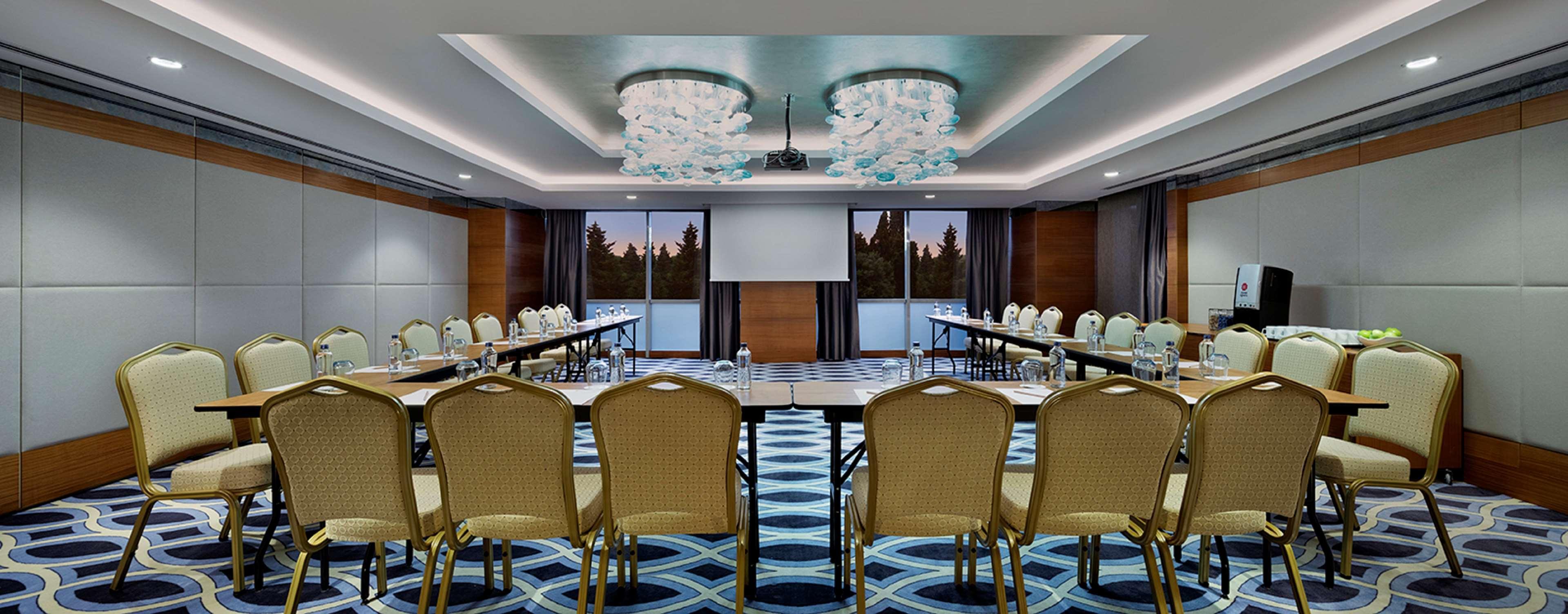 Doubletree By Hilton Topkapi